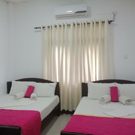 Tree House Holiday Home Kombichankulama Bagian luar foto