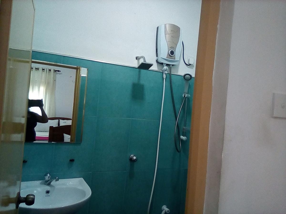 Tree House Holiday Home Kombichankulama Bagian luar foto