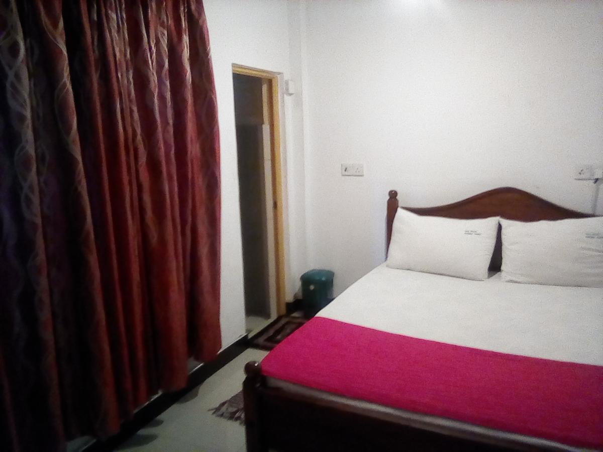 Tree House Holiday Home Kombichankulama Bagian luar foto