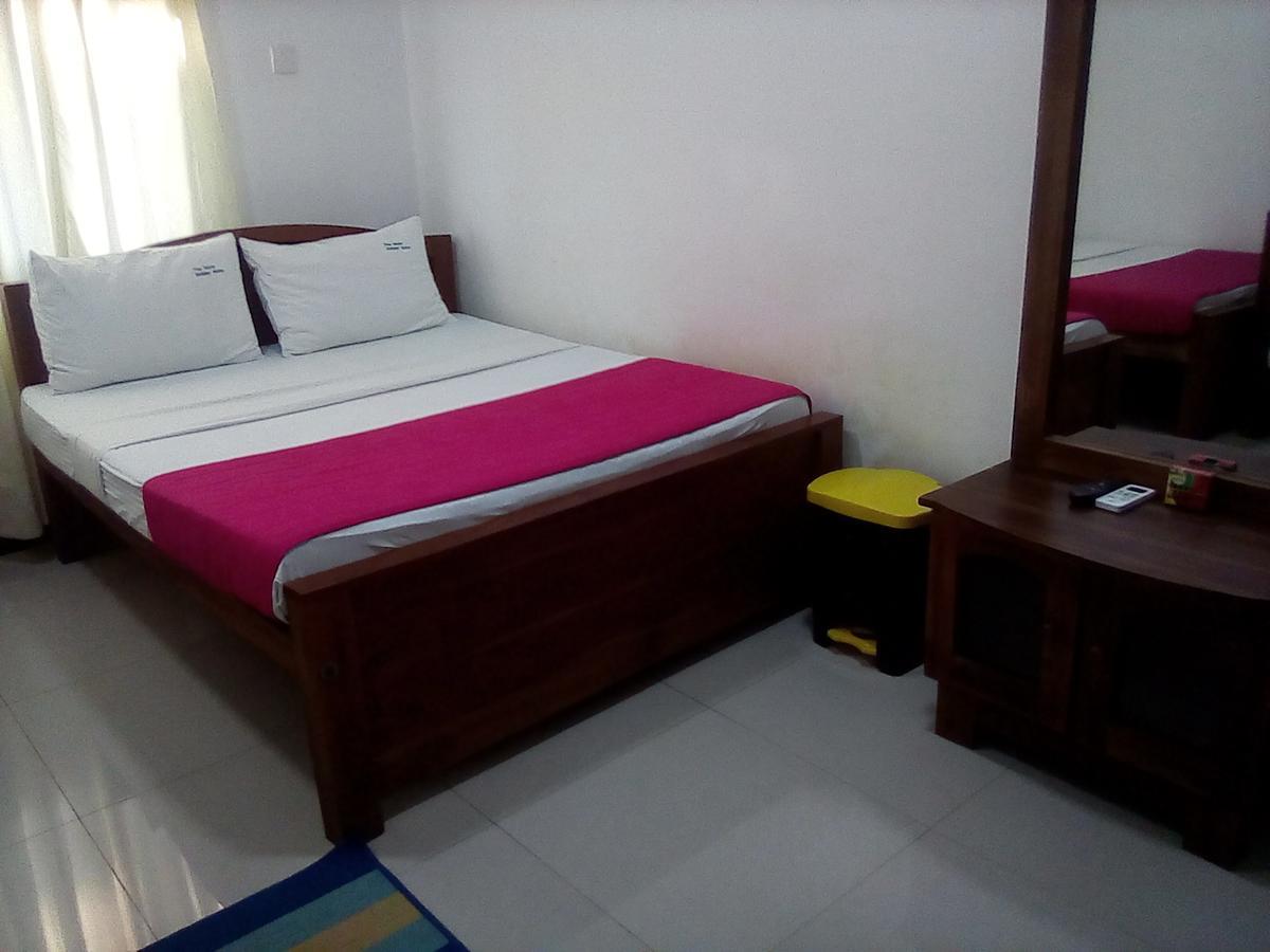 Tree House Holiday Home Kombichankulama Bagian luar foto