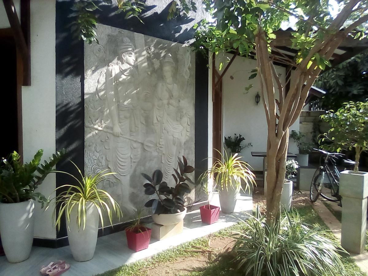 Tree House Holiday Home Kombichankulama Bagian luar foto