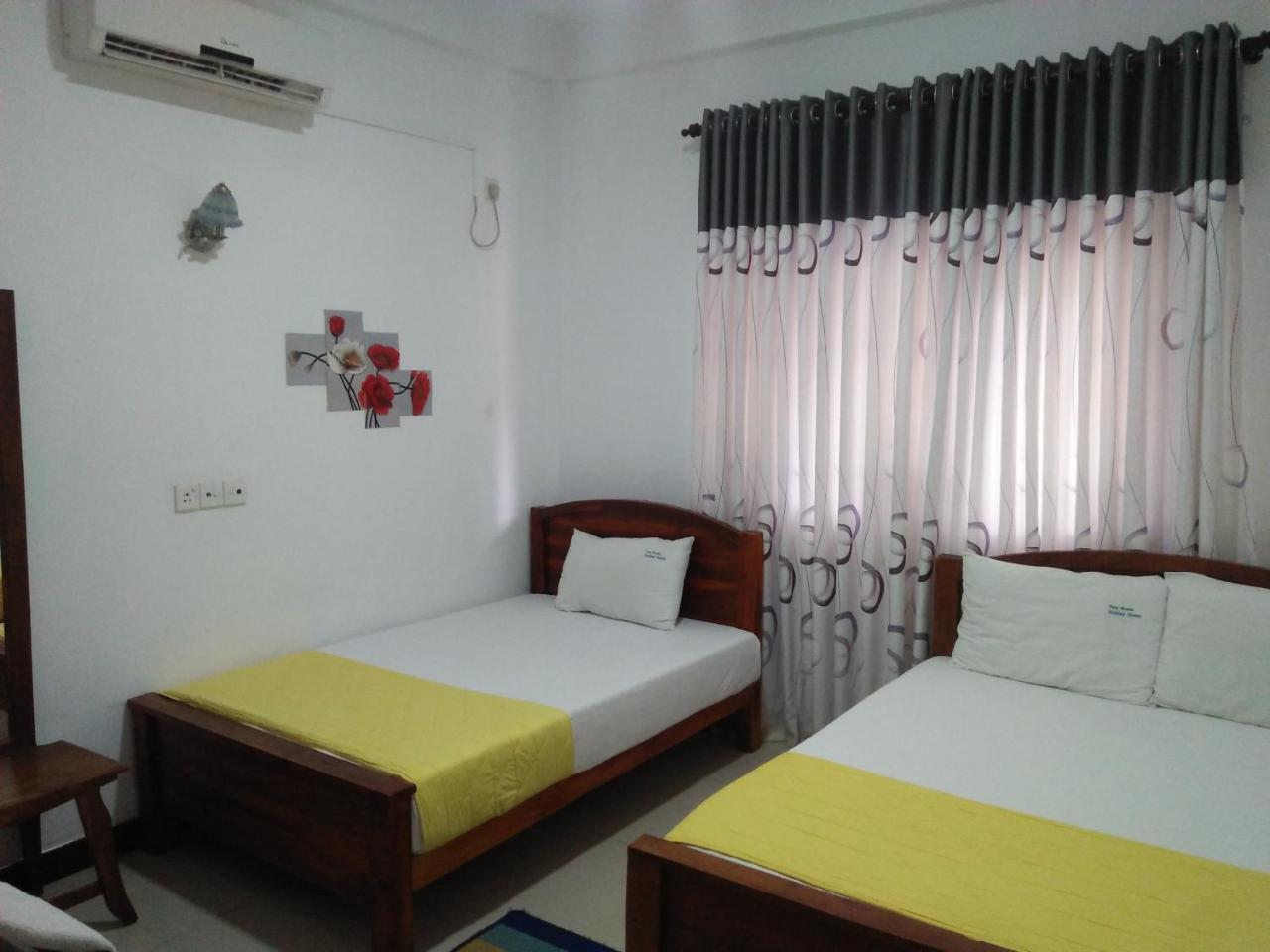 Tree House Holiday Home Kombichankulama Bagian luar foto